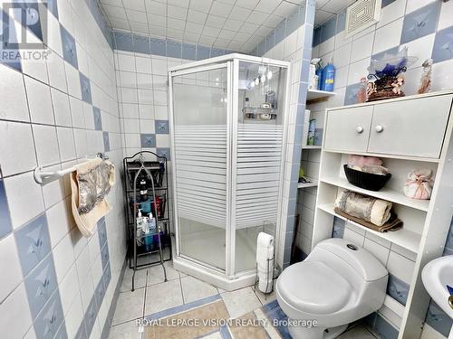 196 Meadowvale Road, Toronto, ON - Indoor Photo Showing Bathroom