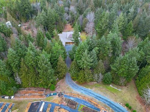 1955 Ashling Rd, Qualicum Beach, BC 