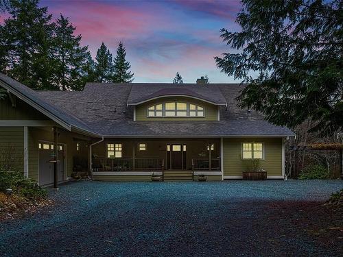 1955 Ashling Rd, Qualicum Beach, BC 