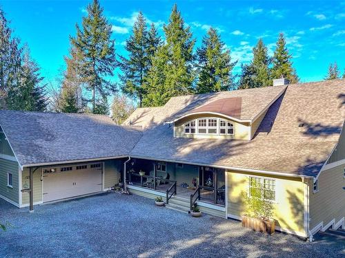 1955 Ashling Rd, Qualicum Beach, BC 