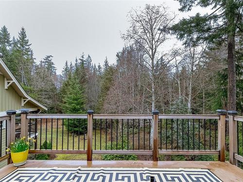 1955 Ashling Rd, Qualicum Beach, BC 