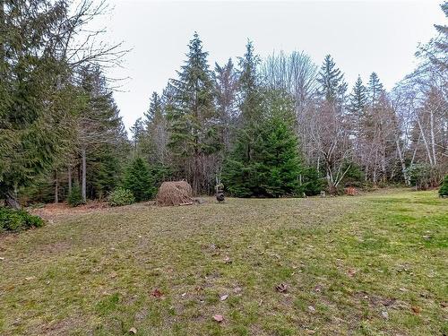 1955 Ashling Rd, Qualicum Beach, BC 