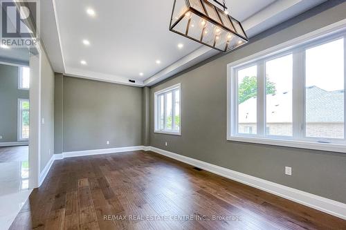 653 Mohawk Road, Hamilton, ON - Indoor Photo Showing Other Room