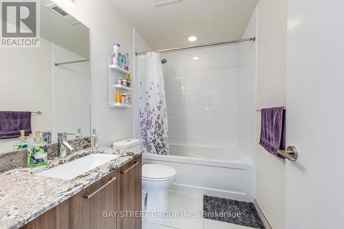 407 - 30 Roehampton Avenue, Toronto (Mount Pleasant West), ON - Indoor Photo Showing Bathroom