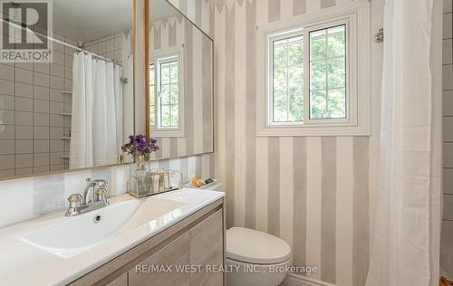 12 Axminster Road, Brampton (Snelgrove), ON - Indoor Photo Showing Bathroom