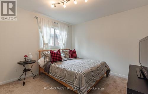 12 Axminster Road, Brampton (Snelgrove), ON - Indoor Photo Showing Bedroom