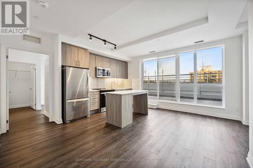 318 - 286 Main Street, Toronto (East End-Danforth), ON - Indoor Photo Showing Kitchen