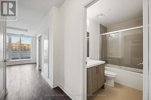 318 - 286 Main Street, Toronto (East End-Danforth), ON - Indoor Photo Showing Bathroom