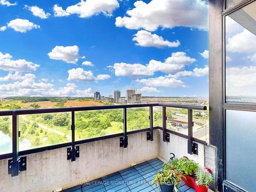 1015-2489 Taunton Rd, Oakville, ON - Outdoor With Balcony With View