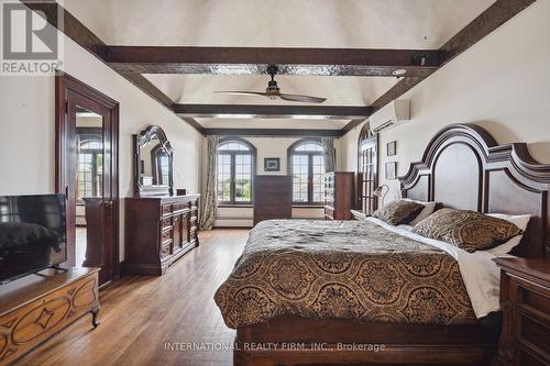 255 Delacourt Road, London, ON - Indoor Photo Showing Bedroom