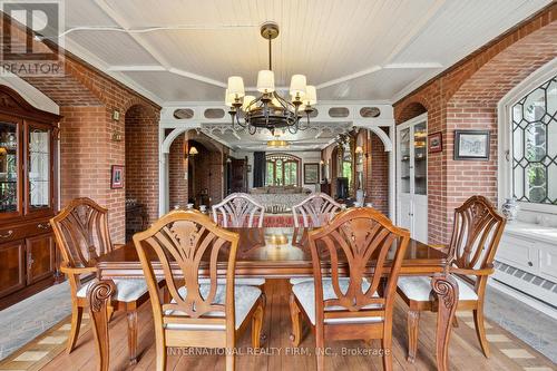 255 Delacourt Road, London, ON - Indoor Photo Showing Dining Room