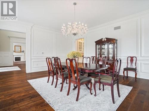 861 Kirkwall Road, Hamilton, ON - Indoor Photo Showing Dining Room