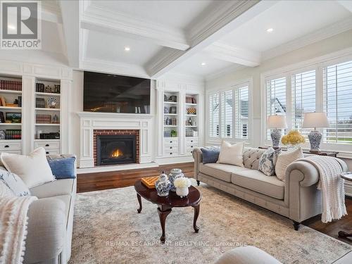 861 Kirkwall Road, Hamilton, ON - Indoor Photo Showing Living Room With Fireplace