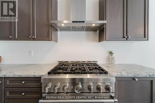 3939 Lodi Road, Burlington (Alton), ON - Indoor Photo Showing Kitchen