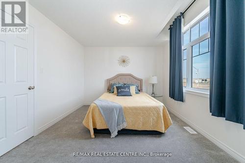 3939 Lodi Road, Burlington (Alton), ON - Indoor Photo Showing Bedroom