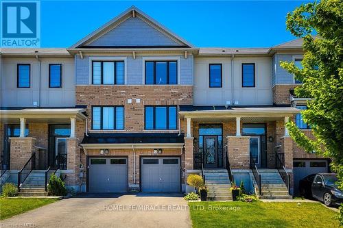 52 Crafter Crescent, Hamilton (Stoney Creek Mountain), ON - Outdoor With Facade