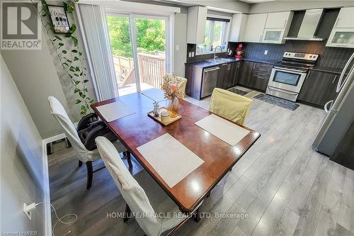 52 Crafter Crescent, Hamilton (Stoney Creek Mountain), ON - Indoor