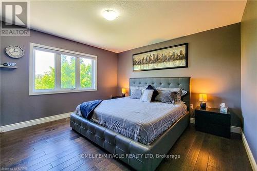 52 Crafter Crescent, Hamilton (Stoney Creek Mountain), ON - Indoor Photo Showing Bedroom