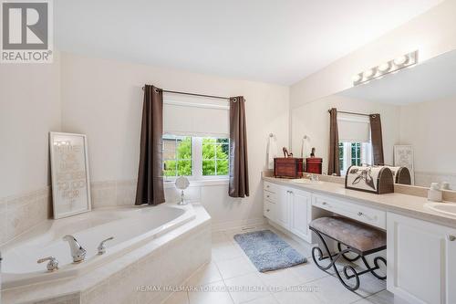 109 Woodbury Crescent, Newmarket (Summerhill Estates), ON - Indoor Photo Showing Bathroom