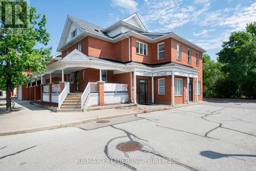 10049 Keele Street, Vaughan (Maple), ON - Outdoor With Facade