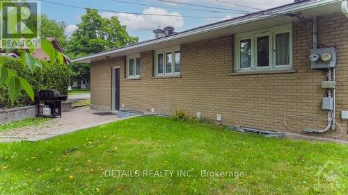 970 Shamir Avenue, Ottawa, ON - Outdoor With Exterior