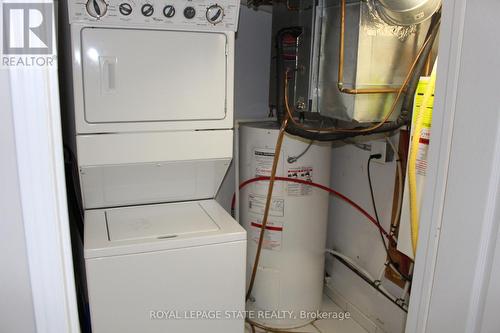 1 - 51 Hays Boulevard, Oakville (Uptown Core), ON - Indoor Photo Showing Laundry Room