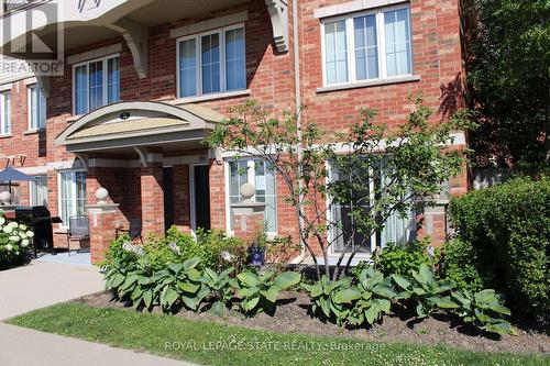 1 - 51 Hays Boulevard, Oakville (Uptown Core), ON - Outdoor