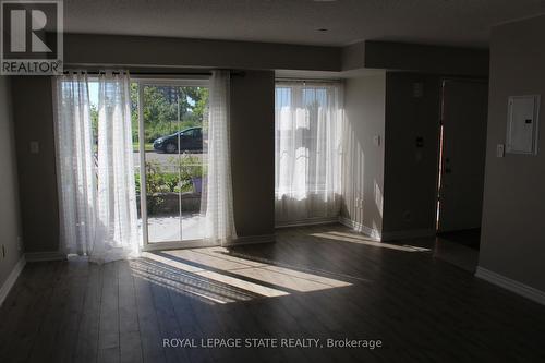 1 - 51 Hays Boulevard, Oakville (Uptown Core), ON - Indoor Photo Showing Other Room