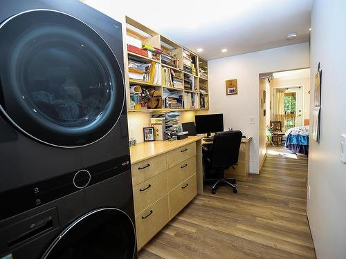 217 Sunshine Valley Road, Clearwater, BC - Indoor Photo Showing Laundry Room