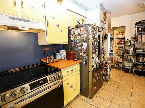 217 Sunshine Valley Road, Clearwater, BC - Indoor Photo Showing Kitchen