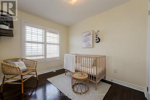 17 Ivy Stone Court, Markham (Cornell), ON - Indoor Photo Showing Living Room