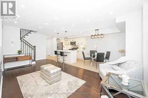 80 Pagebrook Crescent, Hamilton (Stoney Creek Mountain), ON - Indoor Photo Showing Living Room