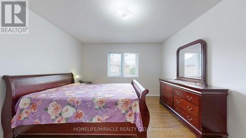 11 Badger Avenue, Brampton (Sandringham-Wellington), ON - Indoor Photo Showing Bedroom