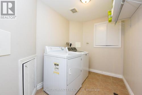 11 Badger Avenue, Brampton (Sandringham-Wellington), ON - Indoor Photo Showing Laundry Room