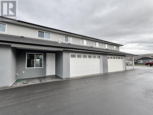 5830 Okanagan Street Unit# 102, Oliver, BC - Outdoor