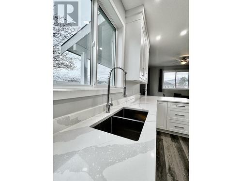 5830 Okanagan Street Unit# 102, Oliver, BC - Indoor Photo Showing Kitchen With Double Sink