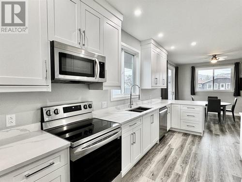 5830 Okanagan Street Unit# 102, Oliver, BC - Indoor Photo Showing Kitchen With Stainless Steel Kitchen With Double Sink With Upgraded Kitchen