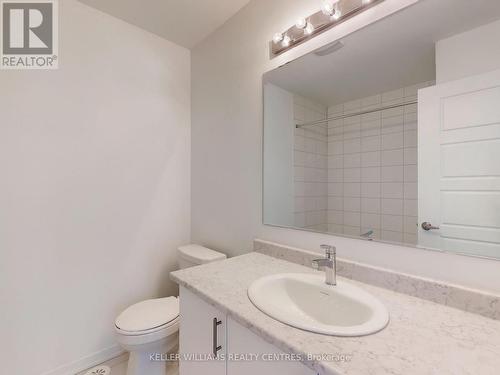 773 Heathrow Path, Oshawa (Samac), ON - Indoor Photo Showing Bathroom