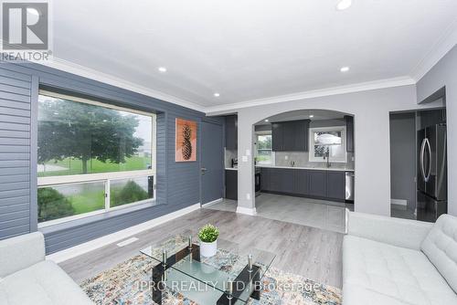 1259 Ogden Avenue, Mississauga, ON - Indoor Photo Showing Kitchen