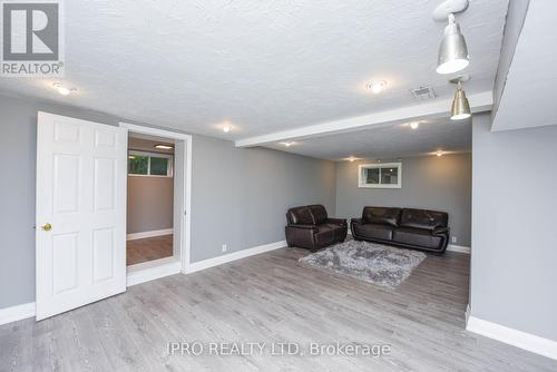 1259 Ogden Avenue, Mississauga, ON - Indoor