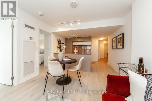 608 - 99 Foxbar Road, Toronto (Yonge-St. Clair), ON - Indoor Photo Showing Dining Room