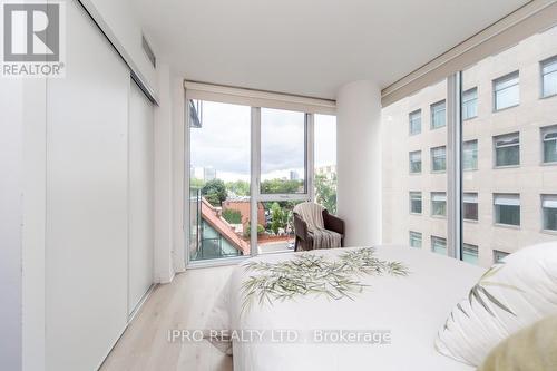 608 - 99 Foxbar Road, Toronto (Yonge-St. Clair), ON - Indoor Photo Showing Bedroom