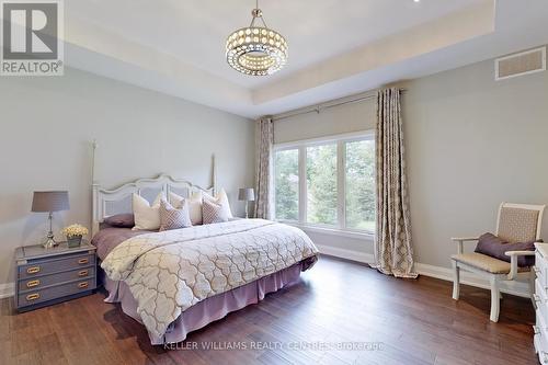 34 Georgian Grande Drive, Oro-Medonte, ON - Indoor Photo Showing Bedroom