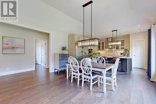 34 Georgian Grande Drive, Oro-Medonte, ON - Indoor Photo Showing Dining Room