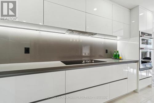 49 Catherine Drive, Barrie (Painswick South), ON - Indoor Photo Showing Kitchen