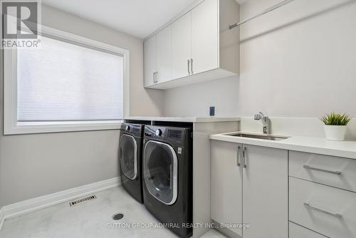 49 Catherine Drive, Barrie (Painswick South), ON - Indoor Photo Showing Laundry Room