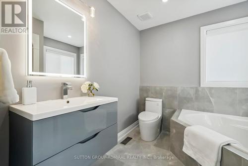 49 Catherine Drive, Barrie (Painswick South), ON - Indoor Photo Showing Bathroom