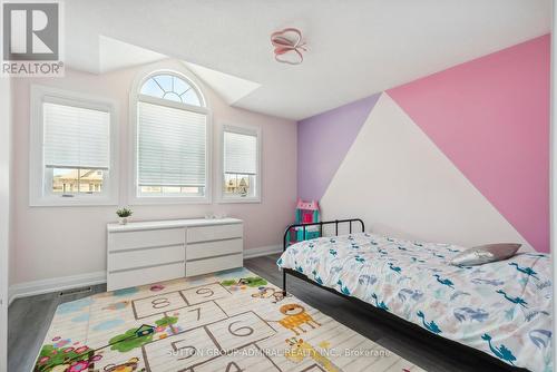 49 Catherine Drive, Barrie (Painswick South), ON - Indoor Photo Showing Bedroom