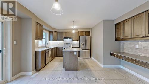 63 Whitefish Street, Whitby, ON - Indoor Photo Showing Kitchen