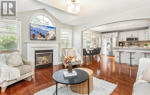 468 Tonelli Lane, Milton (Harrison), ON - Indoor Photo Showing Living Room With Fireplace